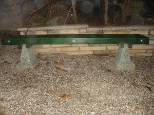 DSC01546 noge za leseno klop