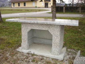 DSC05907 delovni pult